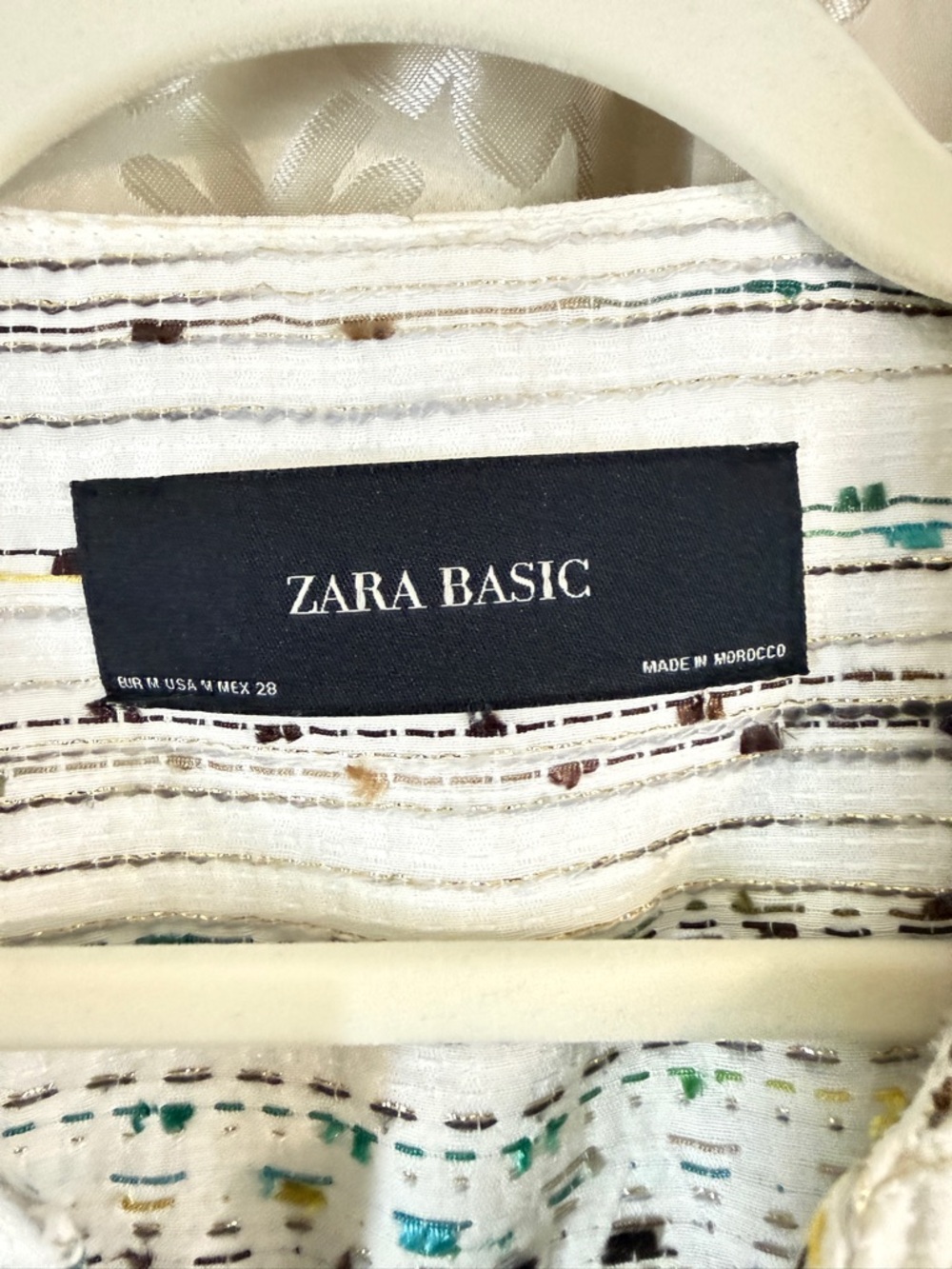 Zara cream textured jacket with green and teal accents/E067 - Picture 2 of 4